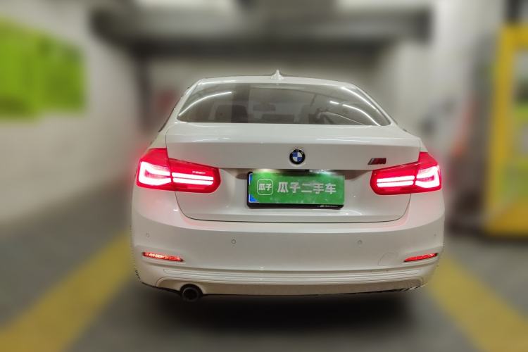 Used BMW 3 Series 2017 318i Fashion Model Rear