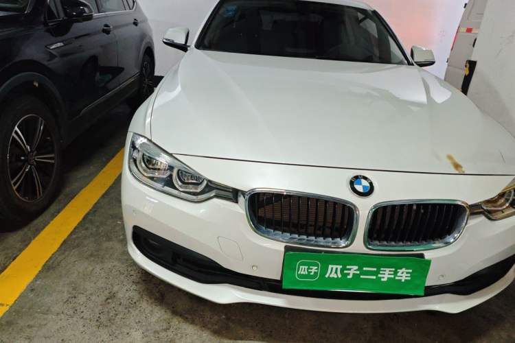 Used BMW 3 Series 2017 318i Fashion Model Right Front Headlight