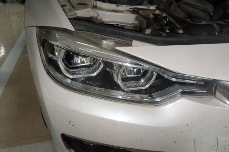Used BMW 3 Series 2017 320Li Fashion Model Right Front Headlight