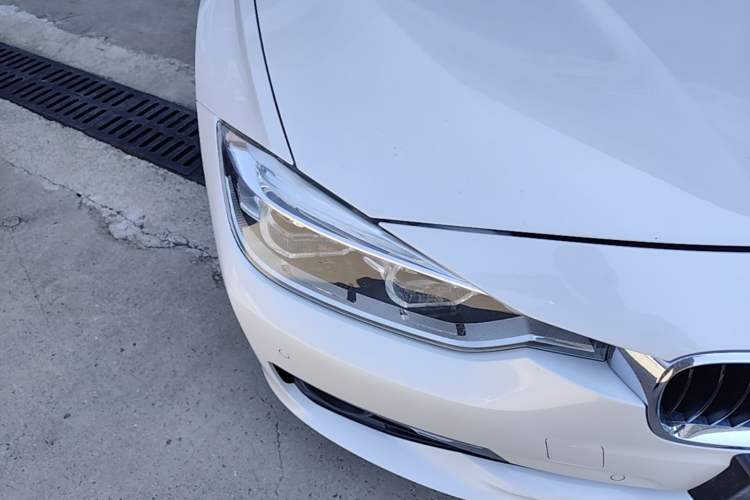 Used BMW 3 Series 2017 320Li Fashion Model Right Front Headlight