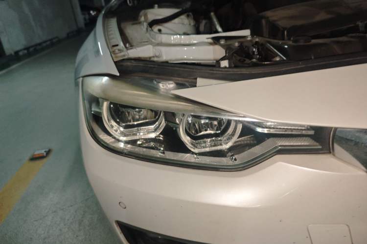 Used BMW 3 Series 2017 318Li Fashion Model Right Front Headlight