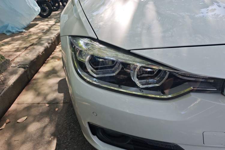 Used BMW 3 Series 2017 320Li Fashion Model Right Front Headlight