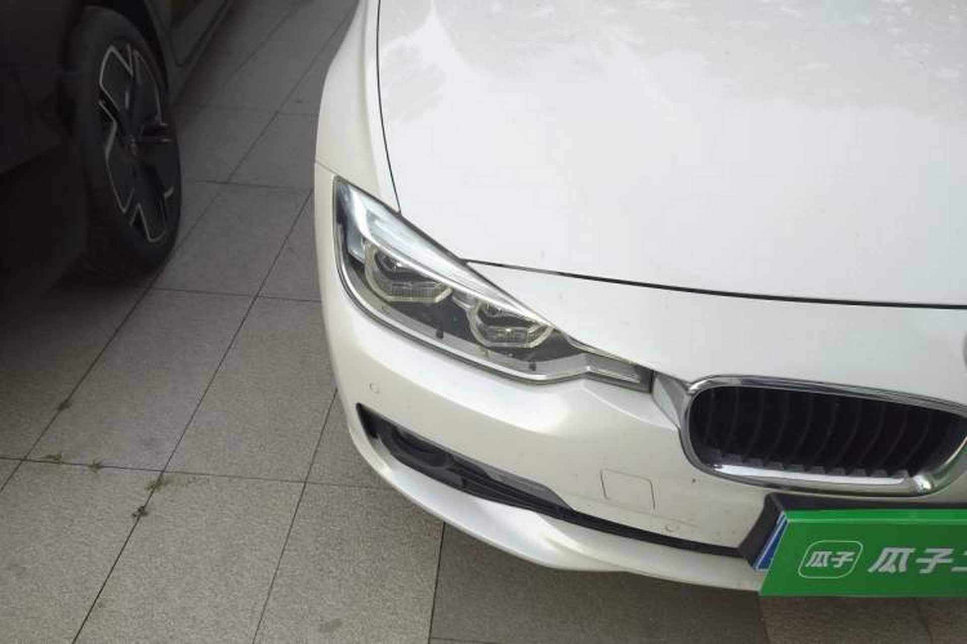 Used BMW 3 Series 2017 320Li Fashion Model Right Front Headlight