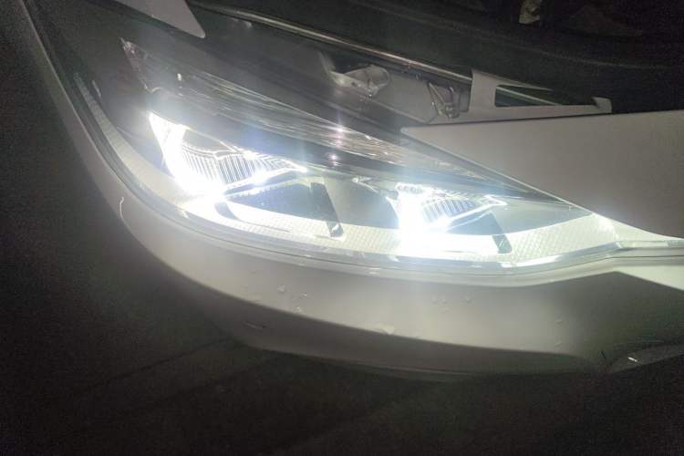 Used BMW 3 Series 2017 320Li M Sport Edition Right Front Headlight