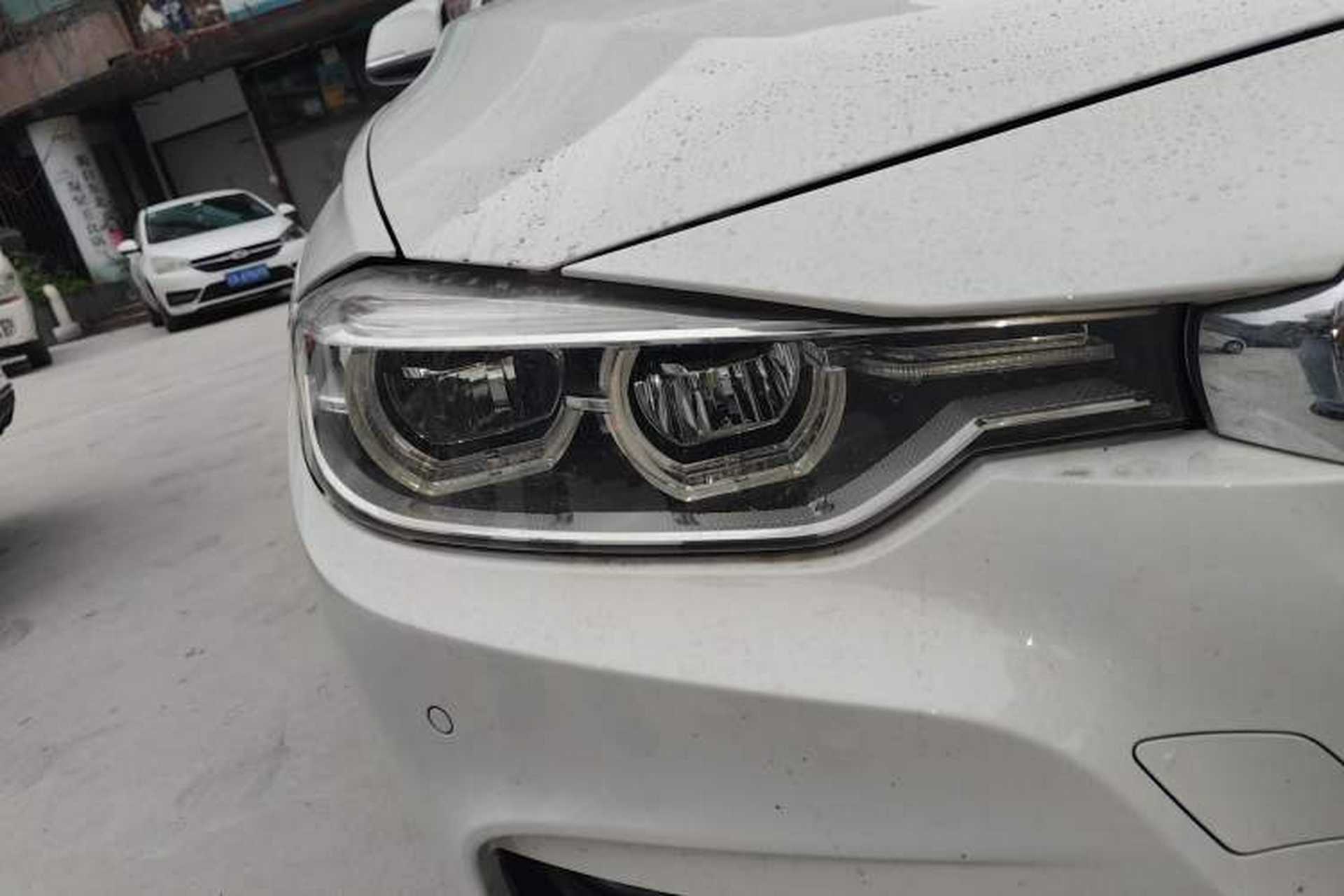 Used BMW 3 Series 2017 320i M Sport Right Front Headlight