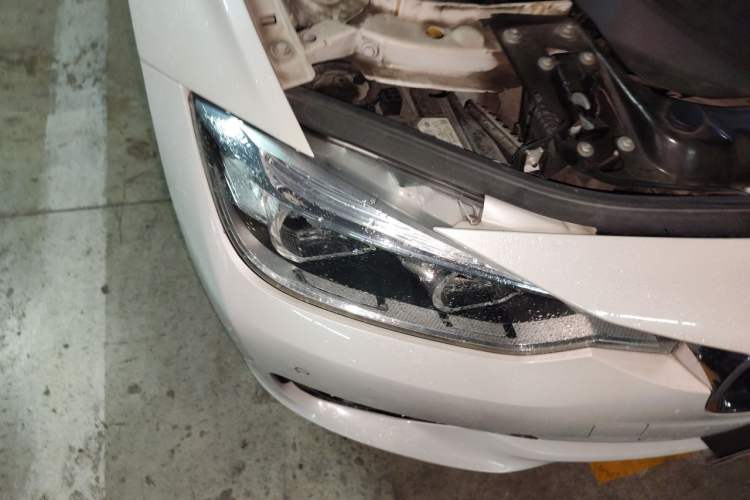 Used BMW 3 Series 2017 320Li Fashion Model Right Front Headlight