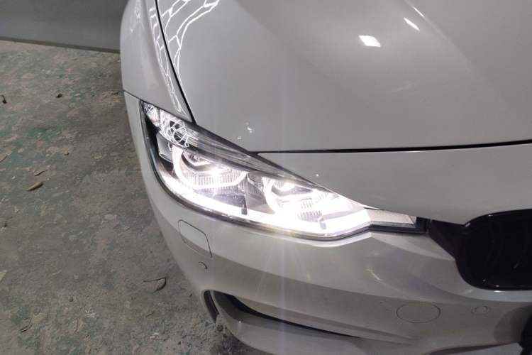 Used BMW 3 Series 2017 320Li Fashion Model Right Front Headlight