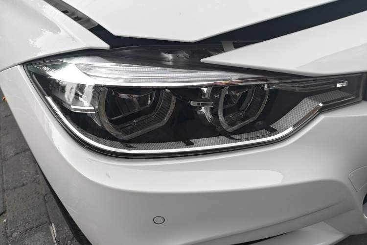 Used BMW 3 Series 2017 320Li M Sport Edition Right Front Headlight