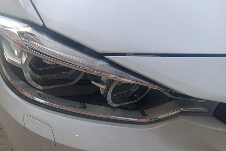 Used BMW 3 Series 2017 320Li Fashion Model Right Front Headlight