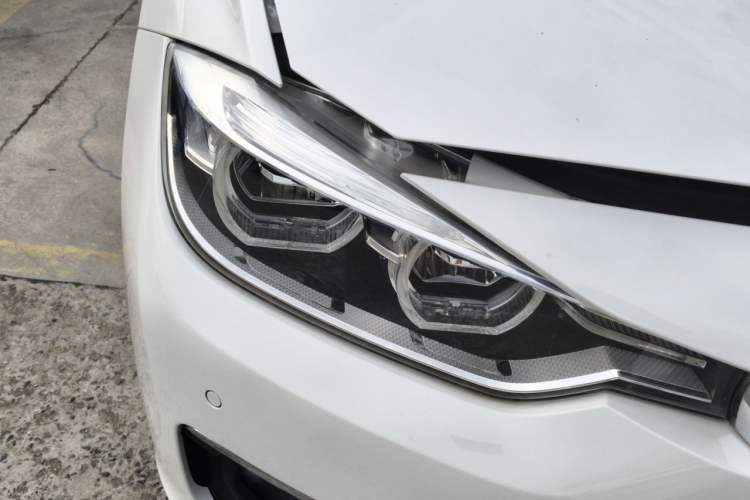 Used BMW 3 Series 2017 320Li Fashion Model Right Front Headlight