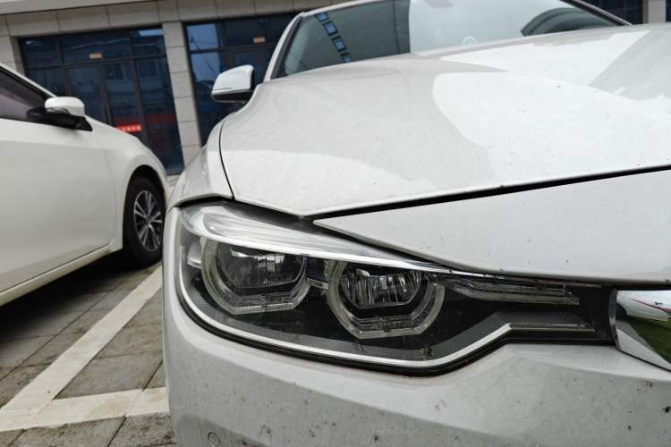 Used BMW 3 Series 2017 318i Fashion Model Right Front Headlight