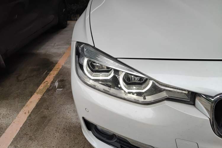 Used BMW 3 Series 2017 320Li Fashion Model Right Front Headlight