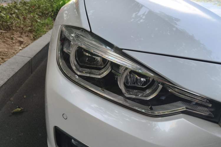 Used BMW 3 Series 2017 320Li Fashion Model Right Front Headlight