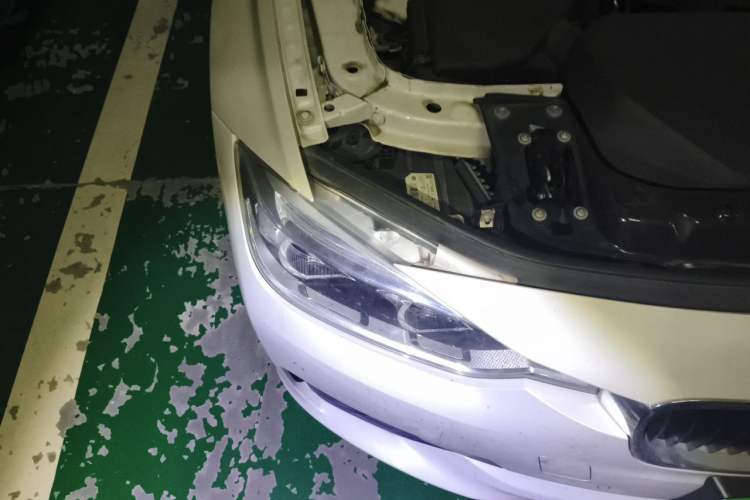 Used BMW 3 Series 2017 320Li Fashion Model Right Front Headlight