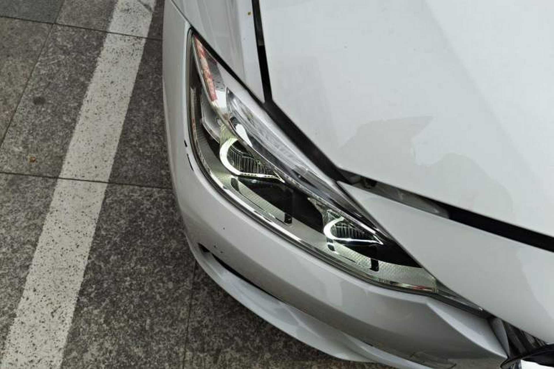 Used BMW 3 Series 2017 320Li Fashion Model Right Front Headlight