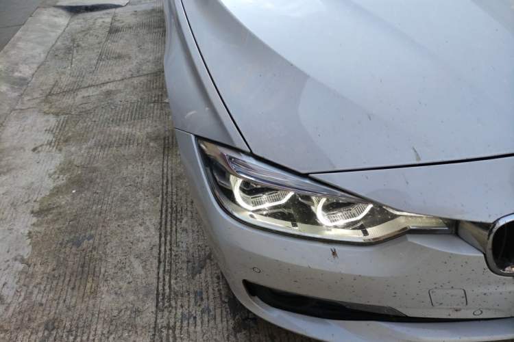 Used BMW 3 Series 2017 320Li Fashion Model Right Front Headlight