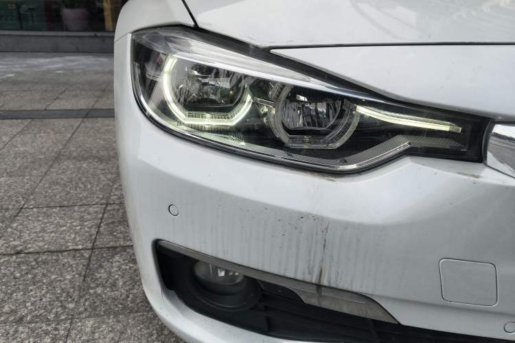 Used BMW 3 Series 2017 320Li Fashion Model Right Front Headlight