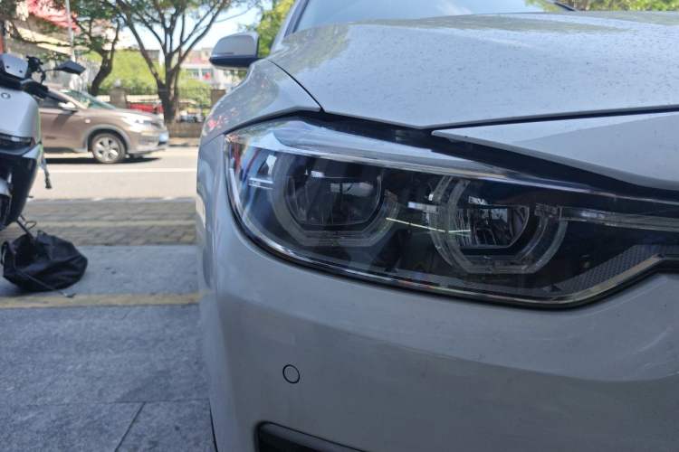 Used BMW 3 Series 2017 320Li Fashion Model Right Front Headlight
