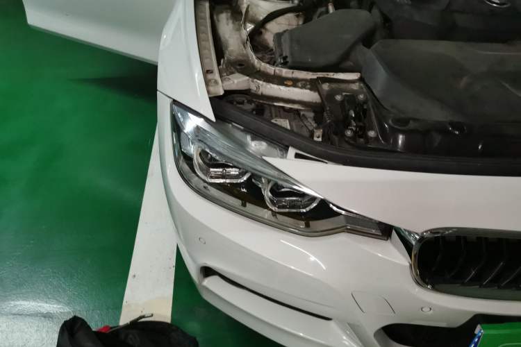 Used BMW 3 Series 2017 330Li M Sport Edition Right Front Headlight