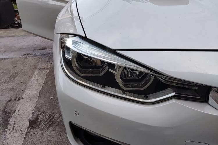 Used BMW 3 Series 2017 320Li Fashion Model Right Front Headlight