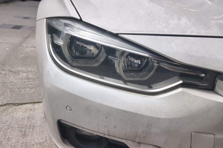 Used BMW 3 Series 2017 320Li Fashion Model Right Front Headlight