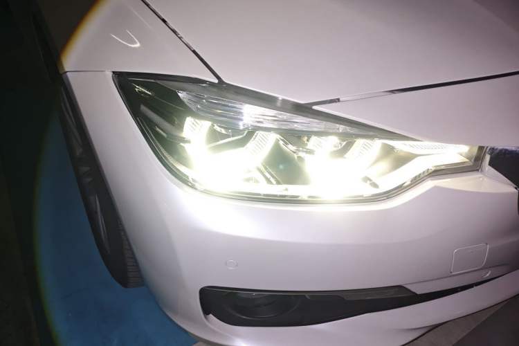 Used BMW 3 Series 2017 320Li Fashion Model Right Front Headlight