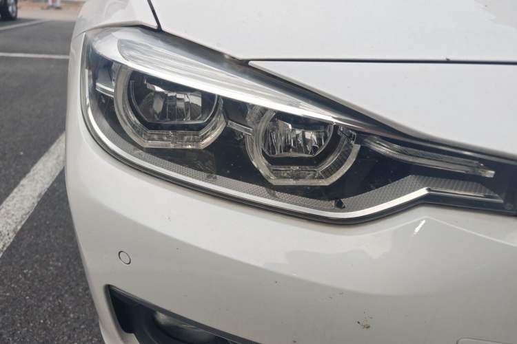 Used BMW 3 Series 2017 320Li Fashion Model Right Front Headlight