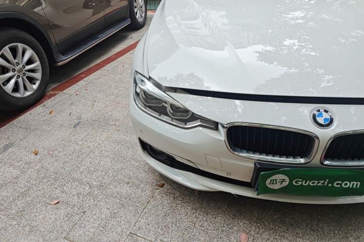 Used BMW 3 Series 2017 320Li Fashion Model Right Front Headlight
