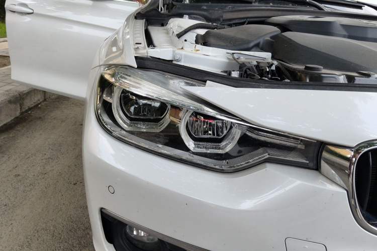 Used BMW 3 Series 2017 320Li Fashion Model Right Front Headlight