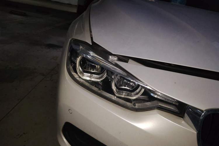 Used BMW 3 Series 2017 318i Fashion Model Right Front Headlight