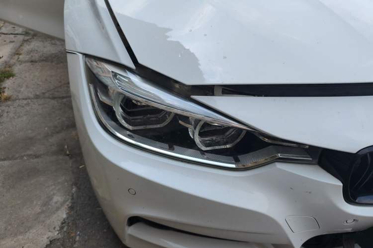 Used BMW 3 Series 2017 320i M Sport Right Front Headlight