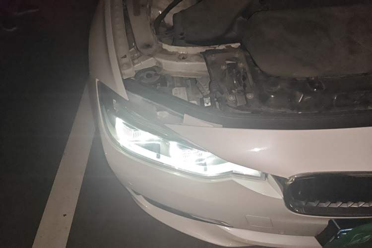 Used BMW 3 Series 2017 320Li Fashion Model Right Front Headlight