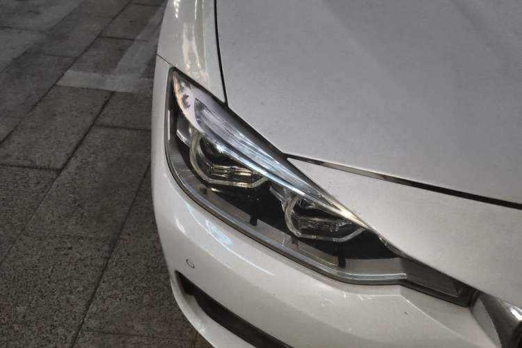 Used BMW 3 Series 2017 320Li Luxury Design Package Right Front Headlight