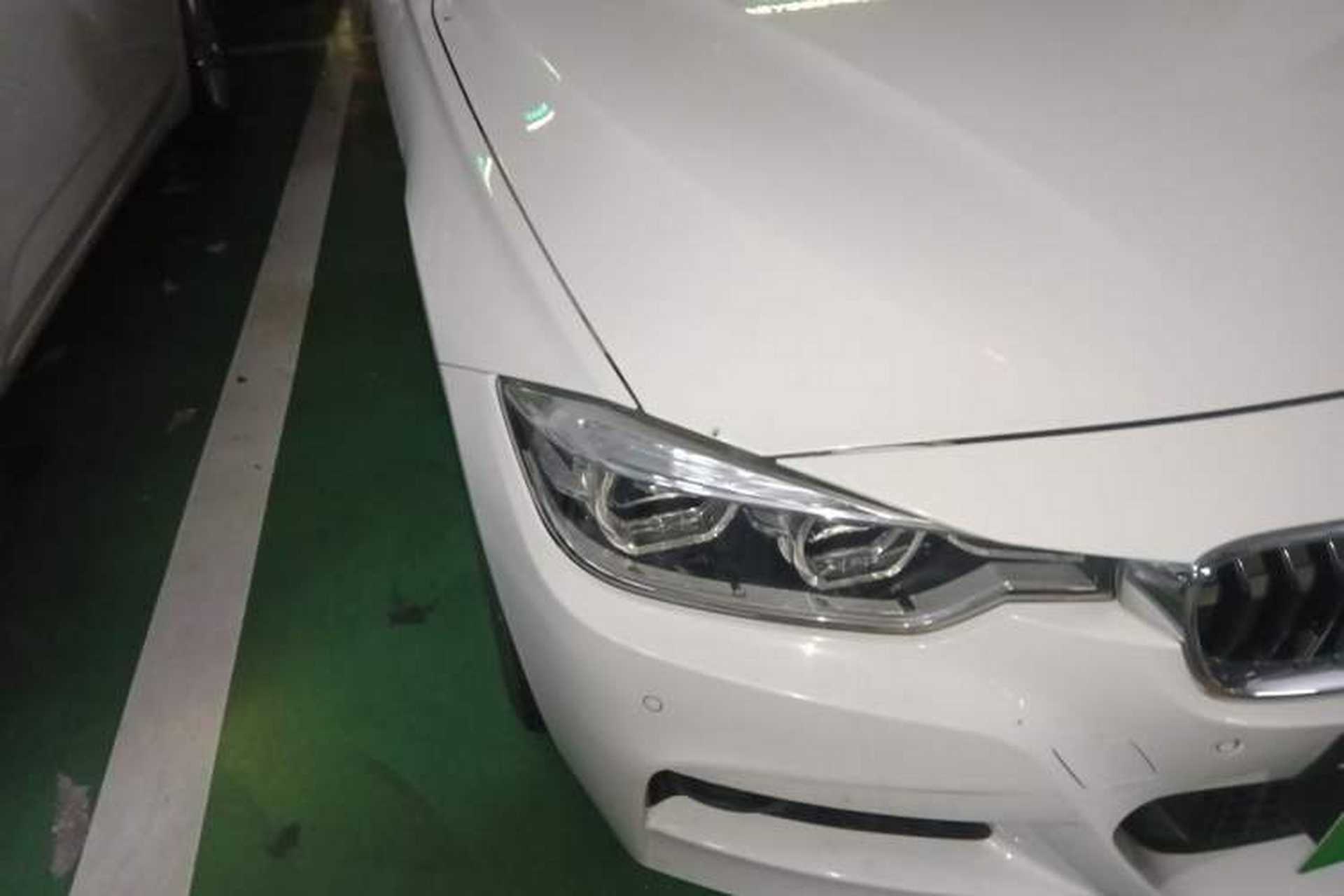 Used BMW 3 Series 2017 320i M Sport Right Front Headlight