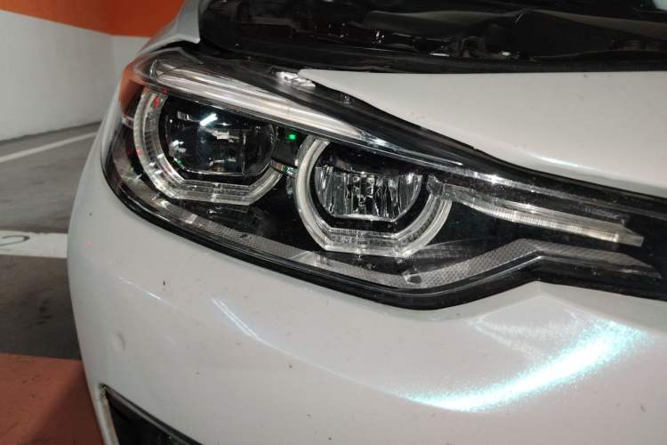Used BMW 3 Series 2017 320Li Fashion Model Right Front Headlight