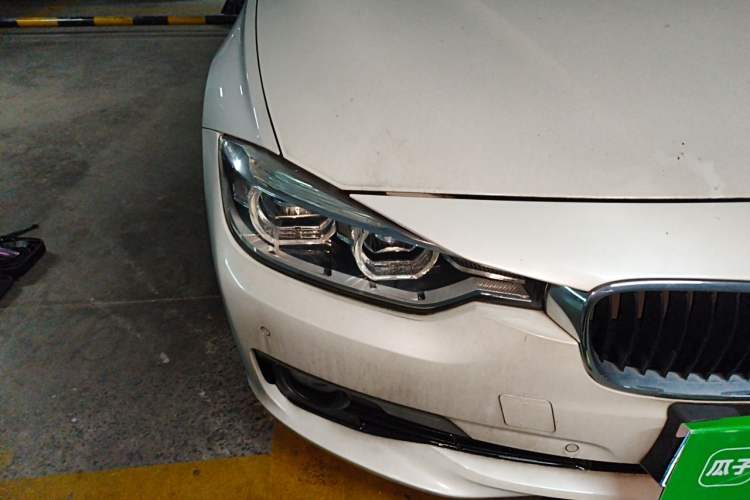 Used BMW 3 Series 2017 320Li Fashion Model Right Front Headlight
