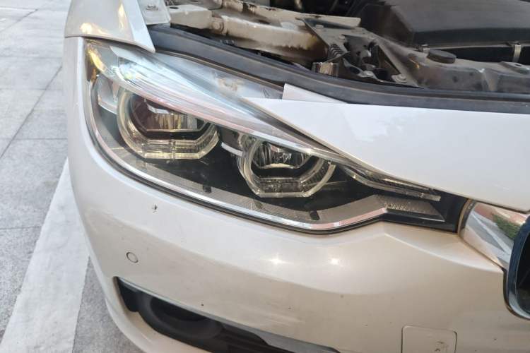Used BMW 3 Series 2017 318Li Fashion Model Right Front Headlight