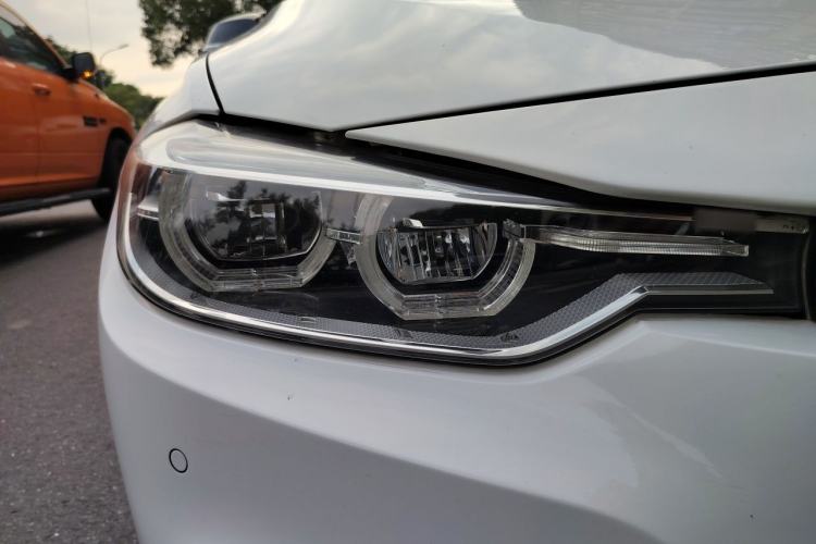 Used BMW 3 Series 2017 320Li M Sport Edition Right Front Headlight