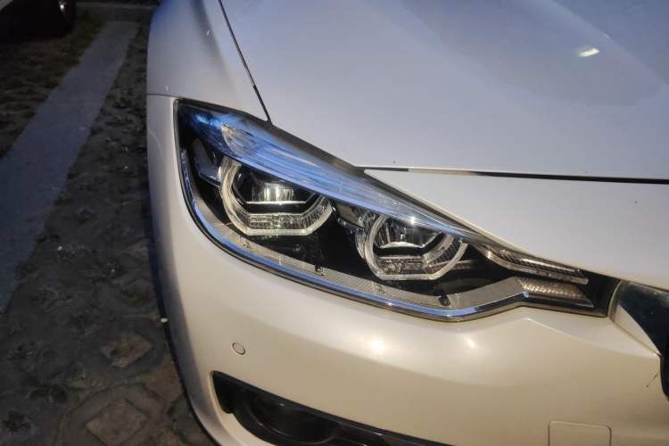 Used BMW 3 Series 2017 320Li Fashion Model Right Front Headlight