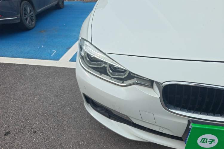 Used BMW 3 Series 2017 320Li Fashion Model Right Front Headlight