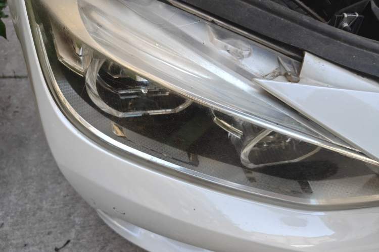 Used BMW 3 Series 2017 320Li Fashion Model Right Front Headlight