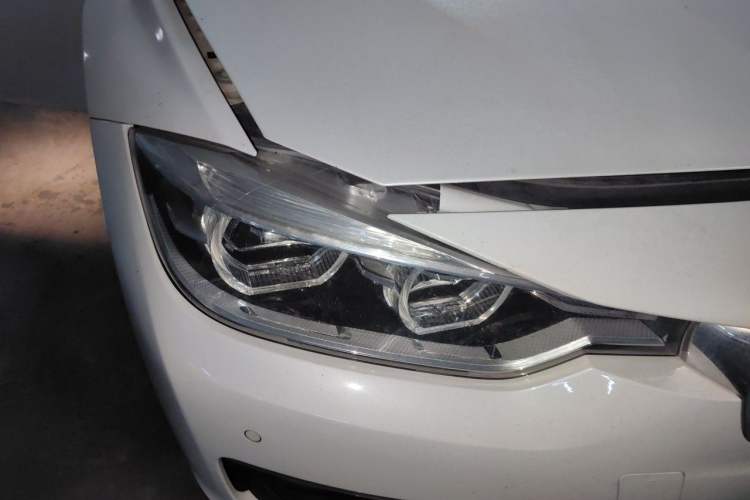 Used BMW 3 Series 2017 320Li Luxury Design Package Right Front Headlight