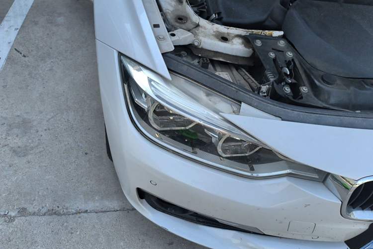 Used BMW 3 Series 2017 320Li Fashion Model Right Front Headlight