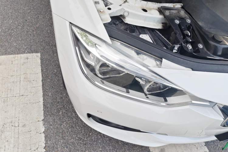 Used BMW 3 Series 2017 320Li Fashion Model Right Front Headlight