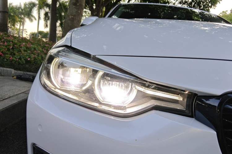 Used BMW 3 Series 2017 320Li Fashion Model Right Front Headlight