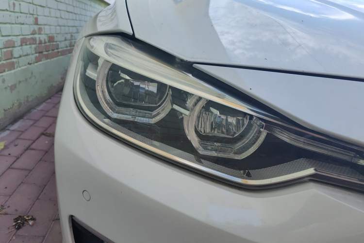 Used BMW 3 Series 2017 320Li Fashion Model Right Front Headlight