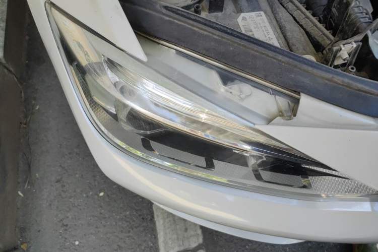 Used BMW 3 Series 2017 318Li Fashion Model Right Front Headlight