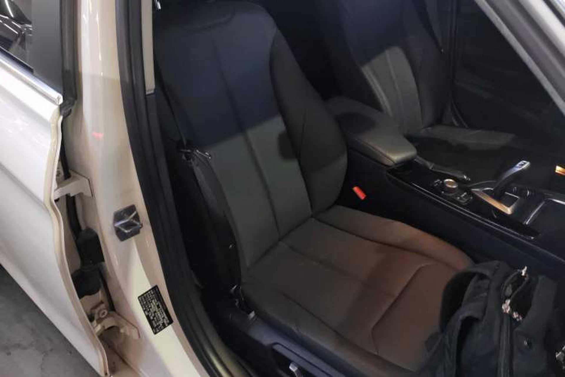 Used BMW 3 Series 2017 320Li Fashion Model Right Front Seat