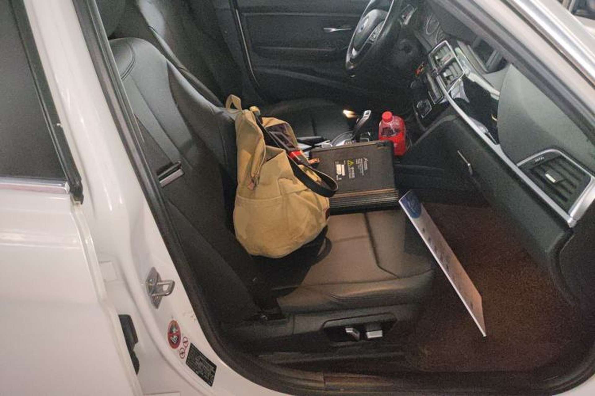 Used BMW 3 Series 2017 320Li Fashion Model Right Front Seat