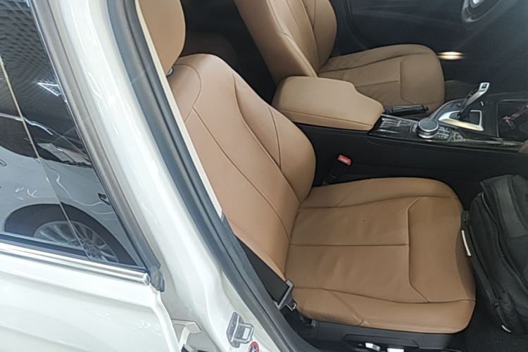 Used BMW 3 Series 2017 320Li Luxury Design Package Right Front Seat